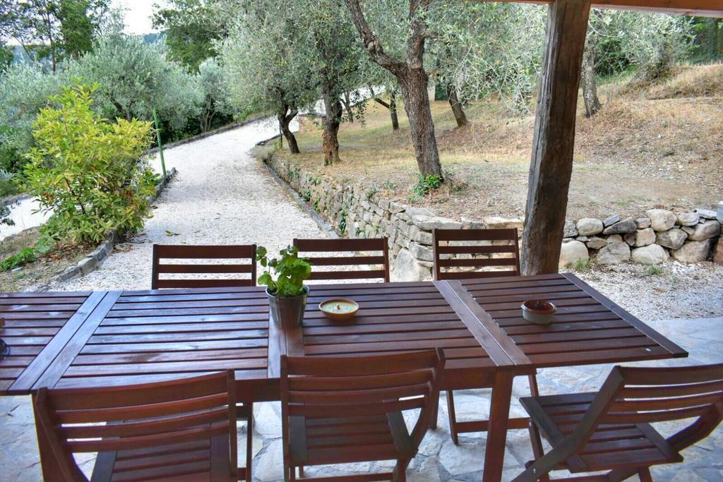 Fonte Pace Luxury Villa - A Fontanaro Property Paciano Room photo